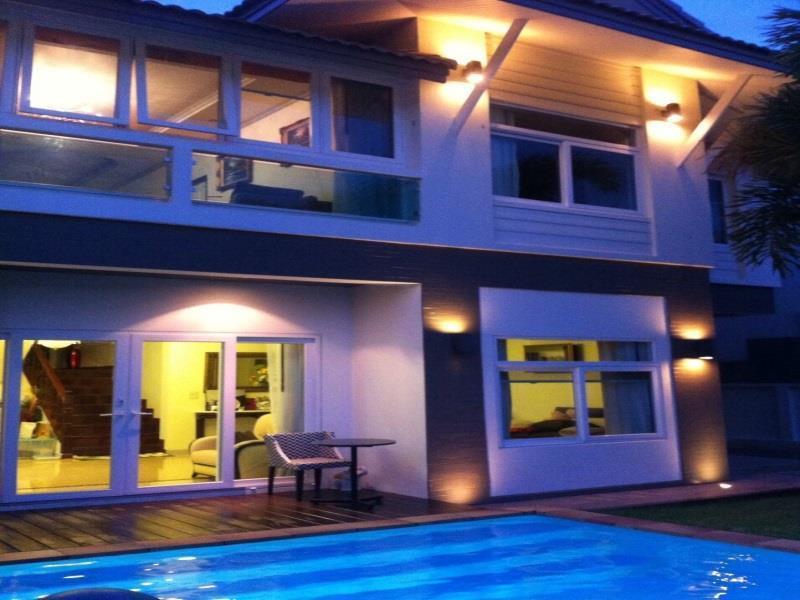 Villa Panwa Exteriör bild